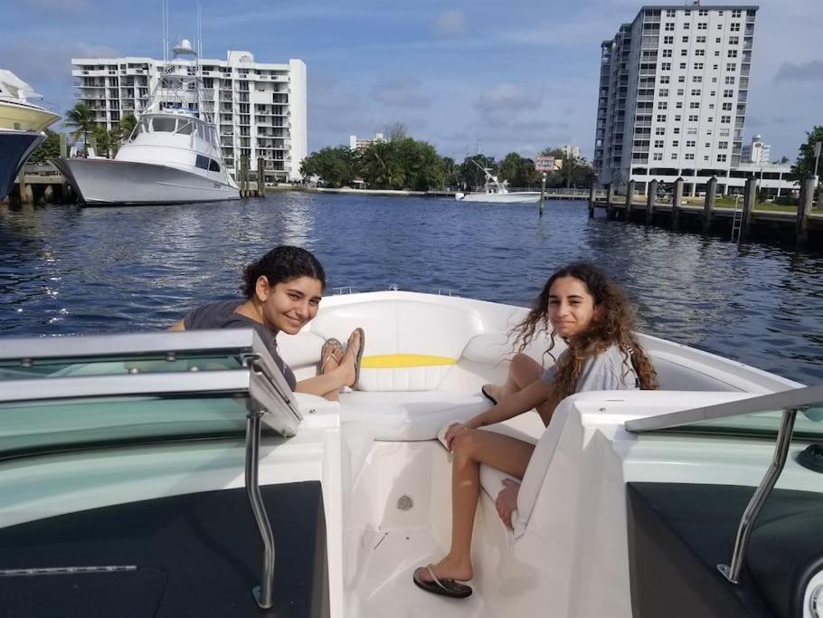 Beachway Per Ankh Pompano Beach Bagian luar foto