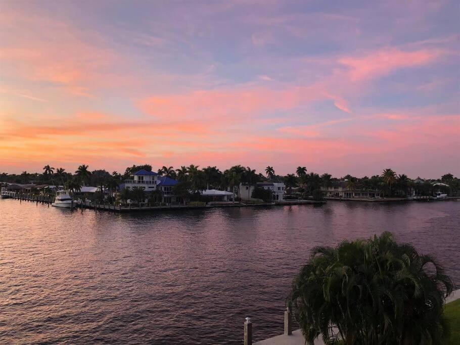 Beachway Per Ankh Pompano Beach Bagian luar foto