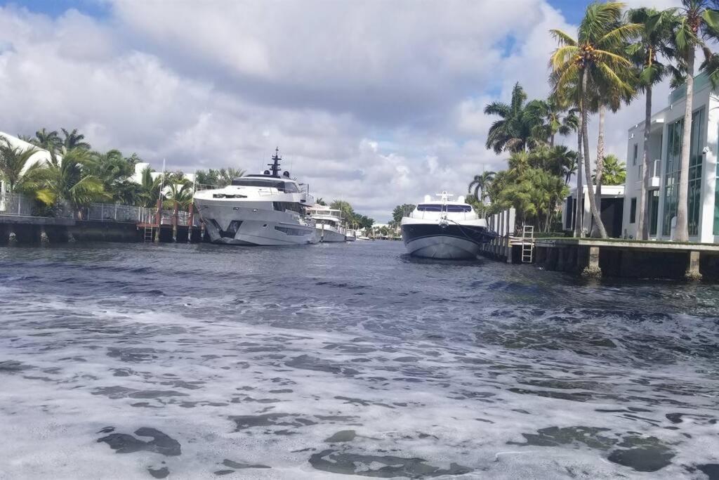 Beachway Per Ankh Pompano Beach Bagian luar foto