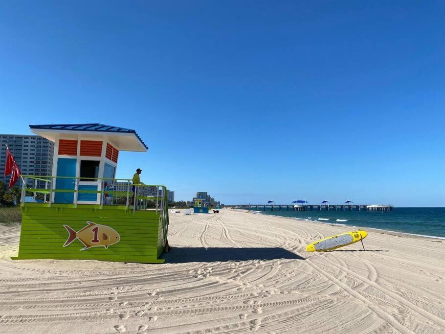 Beachway Per Ankh Pompano Beach Bagian luar foto