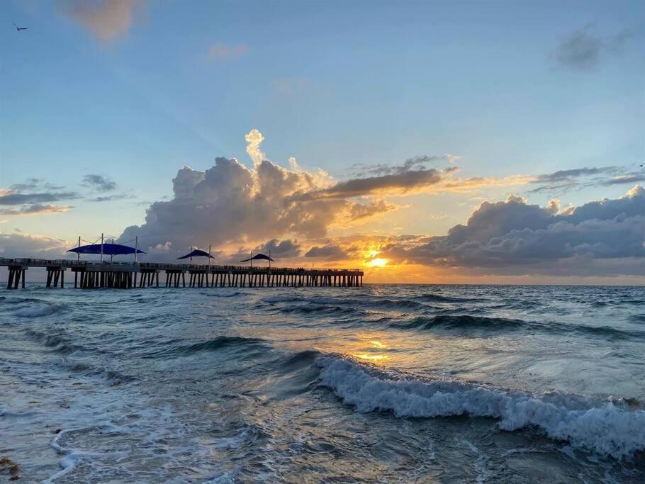 Beachway Per Ankh Pompano Beach Bagian luar foto