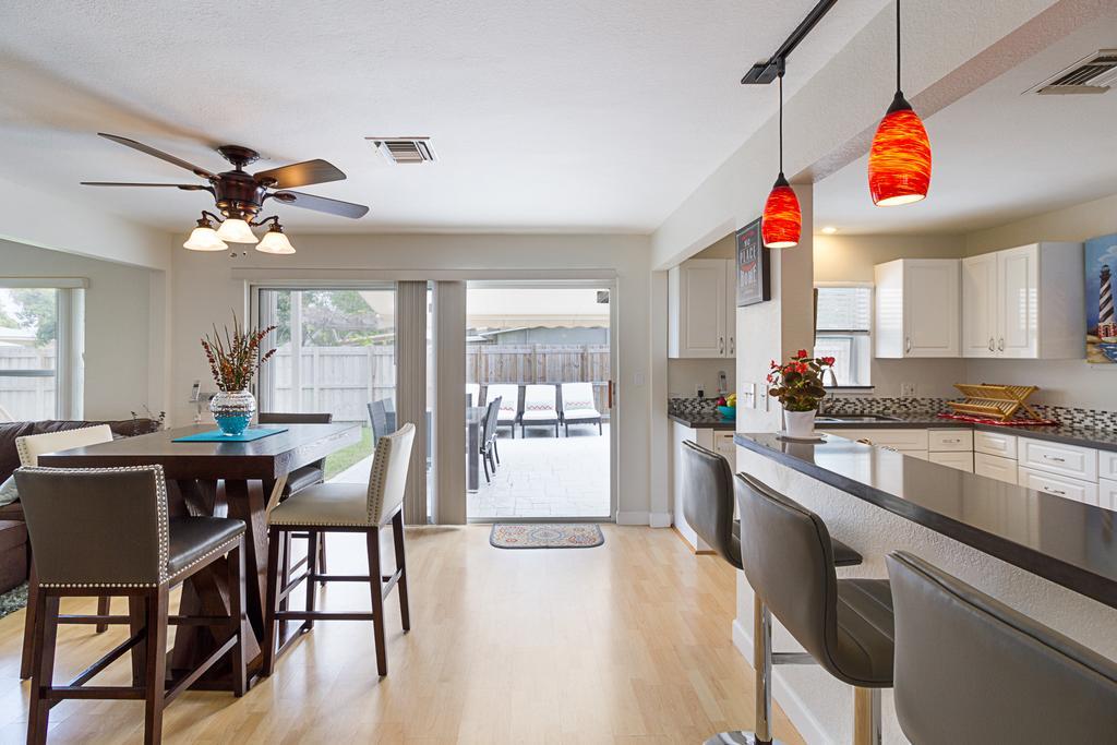 Beachway Per Ankh Pompano Beach Bagian luar foto
