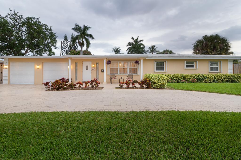 Beachway Per Ankh Pompano Beach Bagian luar foto